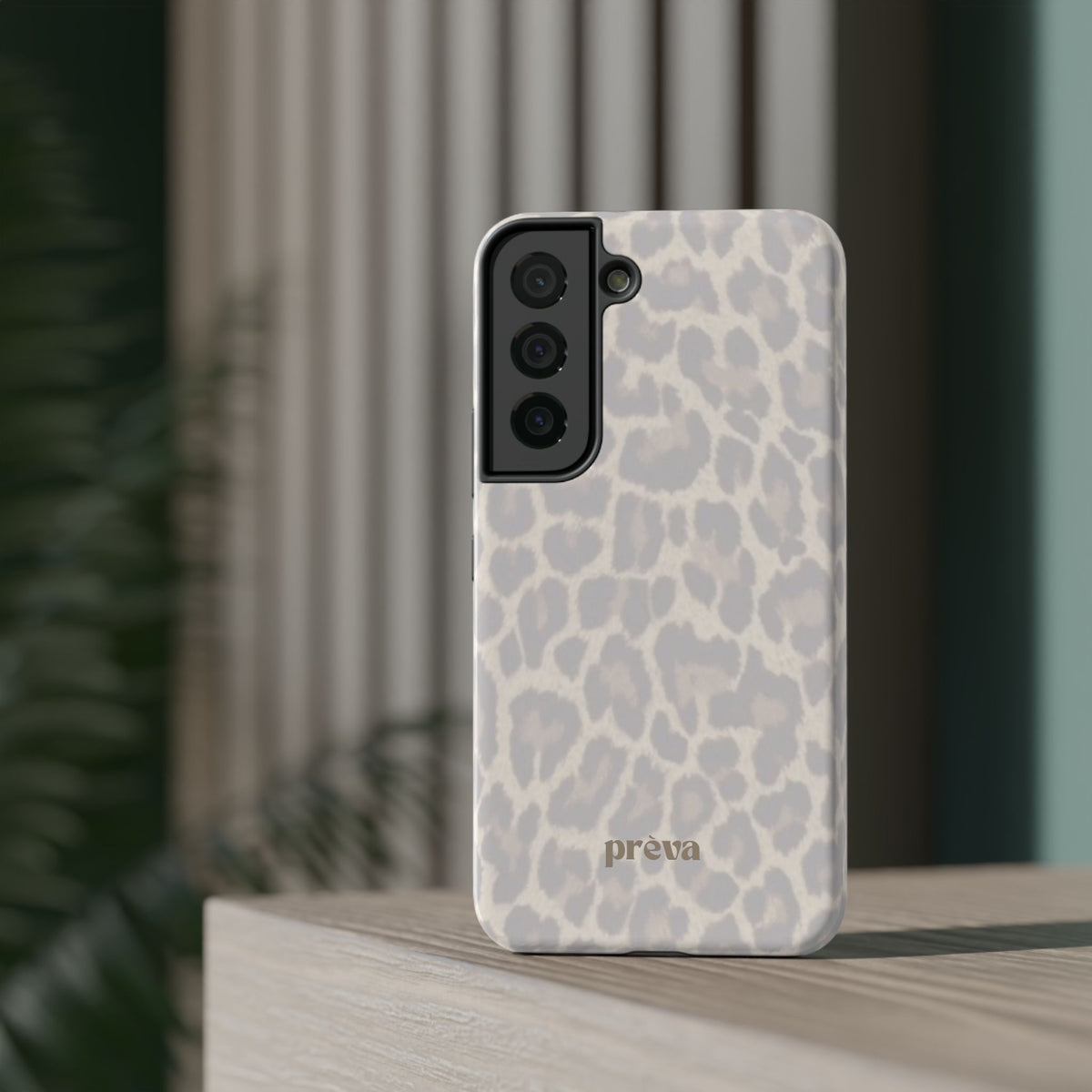 Calm Leopard Print Phone Case