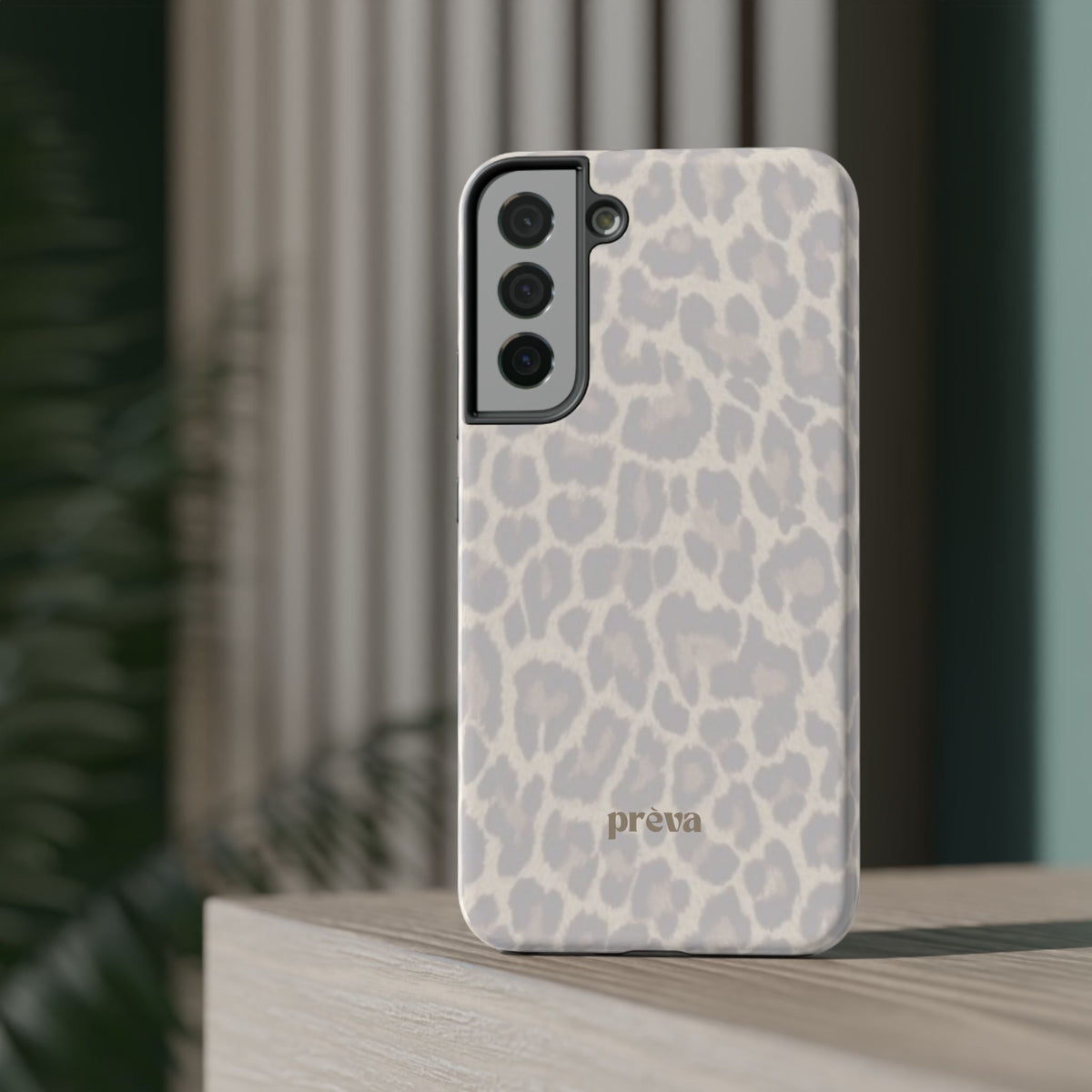Calm Leopard Print Phone Case